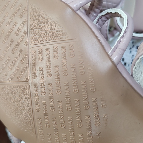 Nwot Low Heeled Lavender Sandals with Easy Hook Slip on Closure - Guximan? - Picture 11 of 12